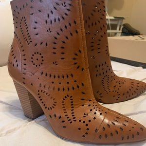 Carlos by Carlos Santana Womens Taryn Block Heel Boot